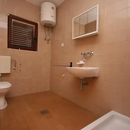 By The Sea Mandre, Pag - 6374 Apartment